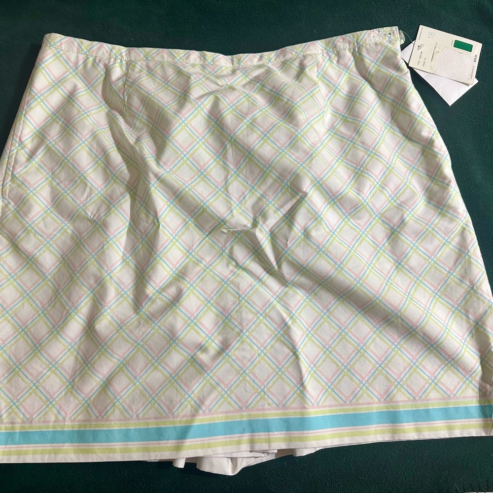 LizGolf Multicolor Plaid Skort